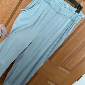 Light Wash Wide Leg Stretchy Pants